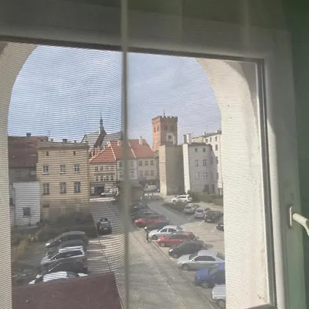 Mieszkanie Dla Firm W Centrum Zabkowic Slaskich 希隆斯克地区宗布科维采